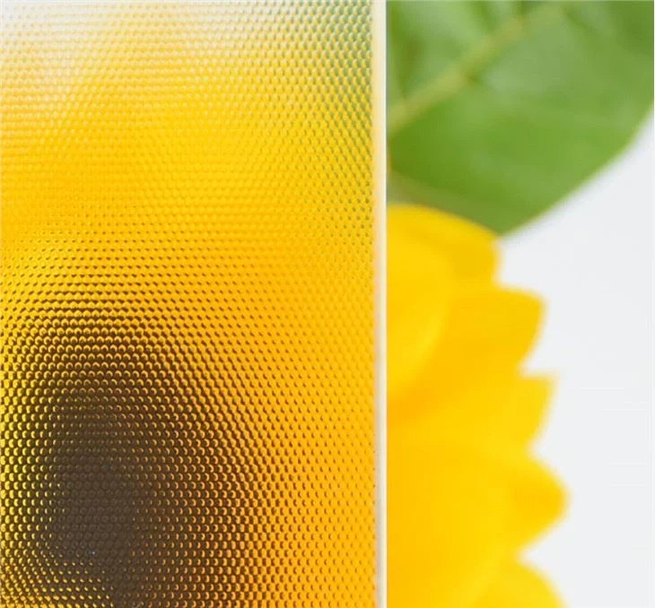 clear-patterned-solar-glass05554